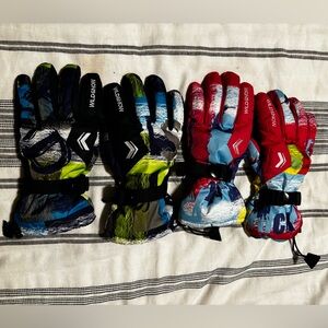 WILDSNOW Ski Gloves 2 pairs Size Medium (Unisex)